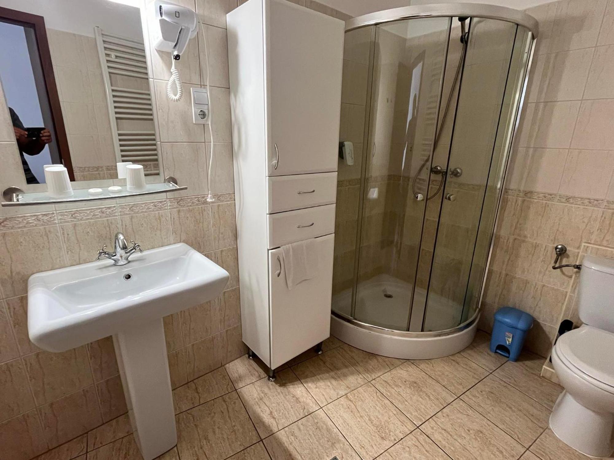Brill Hotel Бекешчаба Номер фото